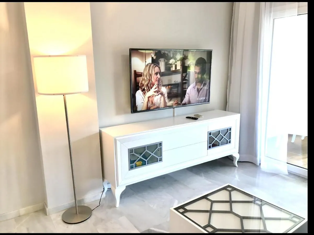 Mi Capricho 3-5 Beachfront- Apartment With Sea Views In Costa Del Sol Sitio de Calahonda