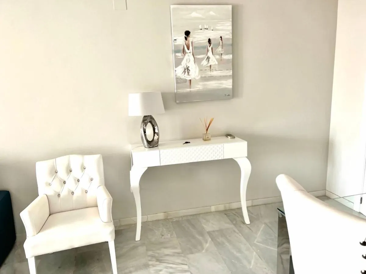 Mi Capricho 3-5 Beachfront- Apartment With Sea Views In Costa Del Sol Sitio de Calahonda